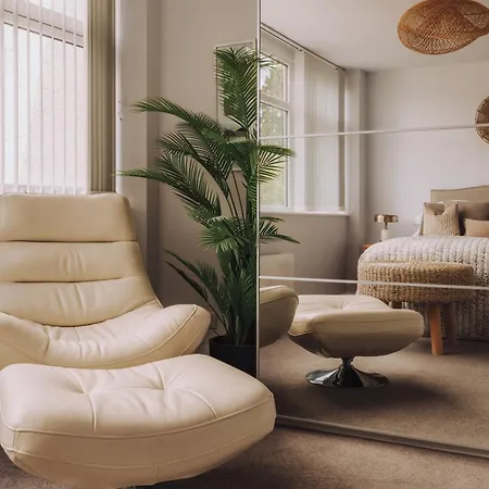 Nearmere, Slps 8, Central, Parking, Balcony, Views Prázdninový dům *