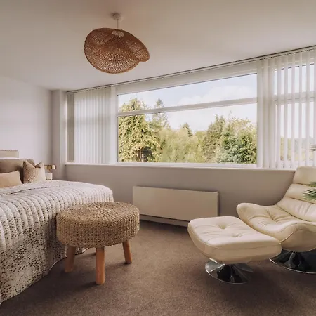 Nearmere, Slps 8, Central, Parking, Balcony, Views Prázdninový dům *